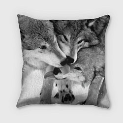 Подушка квадратная Волчья семья