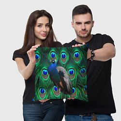 Подушка квадратная Павлин на фоне своих перьев, цвет: 3D-принт — фото 2