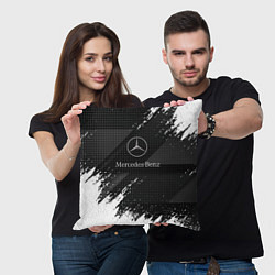 Подушка квадратная Mercedes-Benz - Темный, цвет: 3D-принт — фото 2