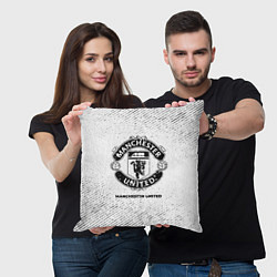 Подушка квадратная Manchester United с потертостями на светлом фоне, цвет: 3D-принт — фото 2