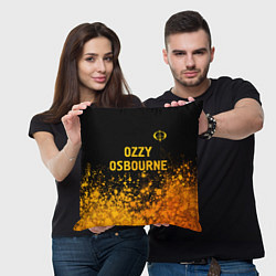 Подушка квадратная Ozzy Osbourne - gold gradient: символ сверху, цвет: 3D-принт — фото 2