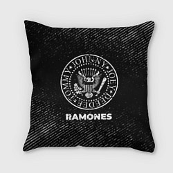 Подушка квадратная Ramones с потертостями на темном фоне