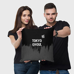 Подушка квадратная Tokyo Ghoul glitch на темном фоне: символ сверху, цвет: 3D-принт — фото 2