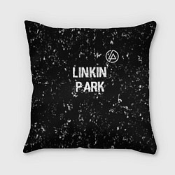 Подушка квадратная Linkin Park glitch на темном фоне посередине