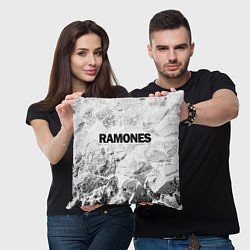 Подушка квадратная Ramones white graphite, цвет: 3D-принт — фото 2