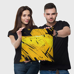 Подушка квадратная Желтая краска на черном фоне, цвет: 3D-принт — фото 2