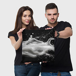 Подушка квадратная Белая текстура на черном фоне, цвет: 3D-принт — фото 2