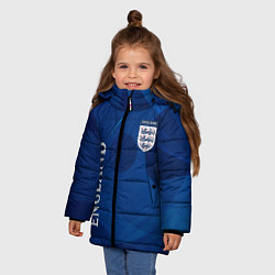 Куртка зимняя для девочки Сборная Англии Синяя Абстракция, цвет: 3D-светло-серый — фото 2