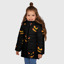 Куртка зимняя для девочки Halloween горящие тыквы, цвет: 3D-светло-серый — фото 2