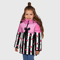 Куртка зимняя для девочки Костюм Барби: полоска с розами, цвет: 3D-черный — фото 2