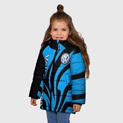 Куртка зимняя для девочки Фольцваген - спокойный синий, цвет: 3D-черный — фото 2