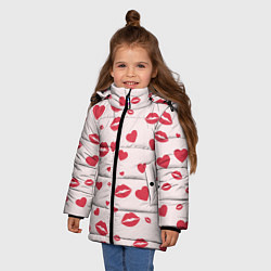 Куртка зимняя для девочки Поцелуйчики паттерн, цвет: 3D-светло-серый — фото 2