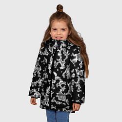 Куртка зимняя для девочки Капли жидкого металла - камуфляж на чёрном, цвет: 3D-черный — фото 2