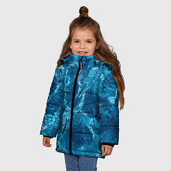 Куртка зимняя для девочки Текстура океана, цвет: 3D-светло-серый — фото 2