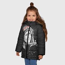 Куртка зимняя для девочки Гагарин в космосе, цвет: 3D-черный — фото 2