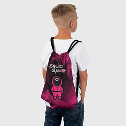 Рюкзак-мешок ИГРА В КАЛЬМАРА - ОХРАНА - Огонь, цвет: 3D-принт — фото 2