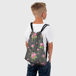 Рюкзак-мешок Розовые розы на сером фоне, цвет: 3D-принт — фото 2