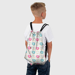 Рюкзак-мешок Разноцветные пончики с серым зайцем, цвет: 3D-принт — фото 2