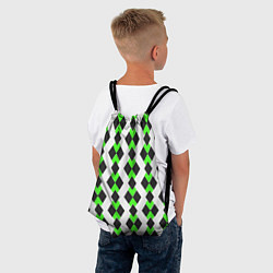 Рюкзак-мешок Чёрные и зелёные ромбы на белом фоне, цвет: 3D-принт — фото 2