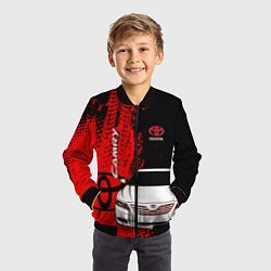 Бомбер детский Camry Toyota glitch, цвет: 3D-черный — фото 2