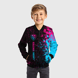 Бомбер детский Leeds United - neon gradient по-вертикали, цвет: 3D-черный — фото 2