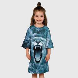 Платье клеш для девочки Львица в бушующих волнах, цвет: 3D-принт — фото 2