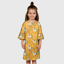 Платье клеш для девочки Единороги на желтом фоне, цвет: 3D-принт — фото 2