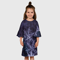 Платье клеш для девочки Снежинки макро фото, цвет: 3D-принт — фото 2