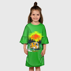 Платье клеш для девочки Домик на колесах, цвет: 3D-принт — фото 2