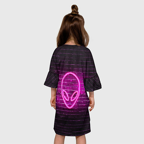 Детское платье Неоновый пришелец на фоне кирпичной стены / 3D-принт – фото 4