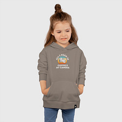 Толстовка детская хлопковая Все что мне нужно, это кофе и моя камера, цвет: утренний латте — фото 2