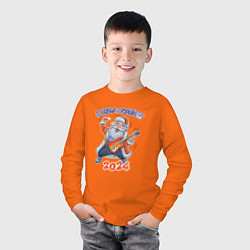 Лонгслив хлопковый детский Дед Мороз с рок гитарой, цвет: оранжевый — фото 2