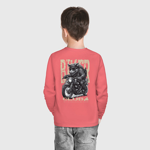 Детский лонгслив Байкер кабан на мотоцикле / Коралловый – фото 4