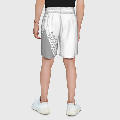 Детские шорты Chery speed на светлом фоне со следами шин: надпис / 3D-принт – фото 4