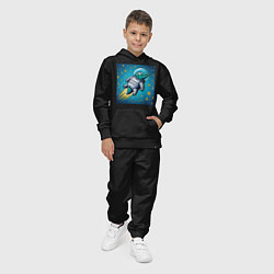 Костюм хлопковый детский Крокодил летит в космосе, цвет: черный — фото 2