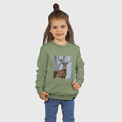 Свитшот хлопковый детский Олень и птица живопись, цвет: авокадо — фото 2