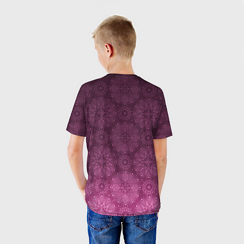 Детская футболка Ажурный орнамент на бордовом градиентном фоне / 3D-принт – фото 4