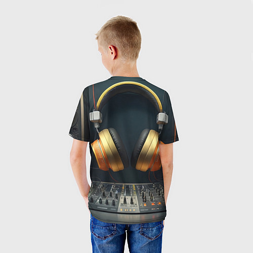 Детская футболка Золотые наушники / 3D-принт – фото 4
