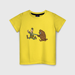 Детская футболка Медведь гонится за охотником