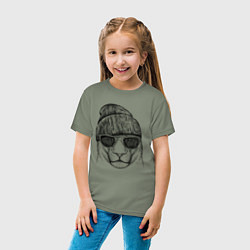 Футболка хлопковая детская Львица в солнечных очках, цвет: авокадо — фото 2