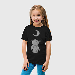 Футболка хлопковая детская Зайчик смотрит на луну, цвет: черный — фото 2