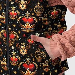 Детский жилет Сердечки в золотых коронах, цвет: 3D-черный — фото 2
