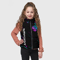 Детский жилет Александра и неоновый герб России вертикально, цвет: 3D-черный — фото 2