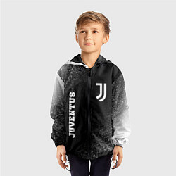 Ветровка с капюшоном детская Juventus sport на темном фоне вертикально, цвет: 3D-черный — фото 2
