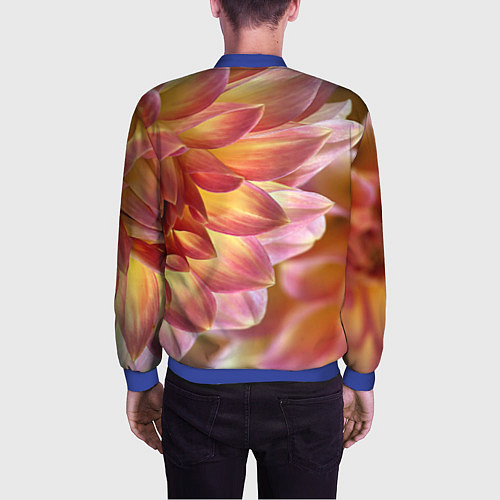 Мужской бомбер Оранжевые георгины лепестки / 3D-Синий – фото 4