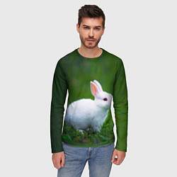 Лонгслив мужской Кролик на фоне травы, цвет: 3D-принт — фото 2