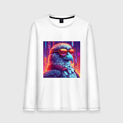 Лонгслив хлопковый мужской Сокол на фоне яркого неонового города, цвет: белый