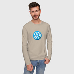 Лонгслив хлопковый мужской Volkswagen logo blue, цвет: миндальный — фото 2