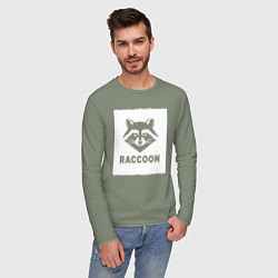 Лонгслив хлопковый мужской Енот белый штрих, цвет: авокадо — фото 2