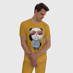 Пижама хлопковая мужская Прикольный пандёныш в темных очках и наушниках, цвет: горчичный — фото 2